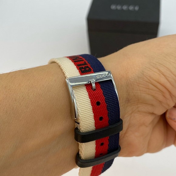 Authentic Gucci Watch - Picture 6 of 7